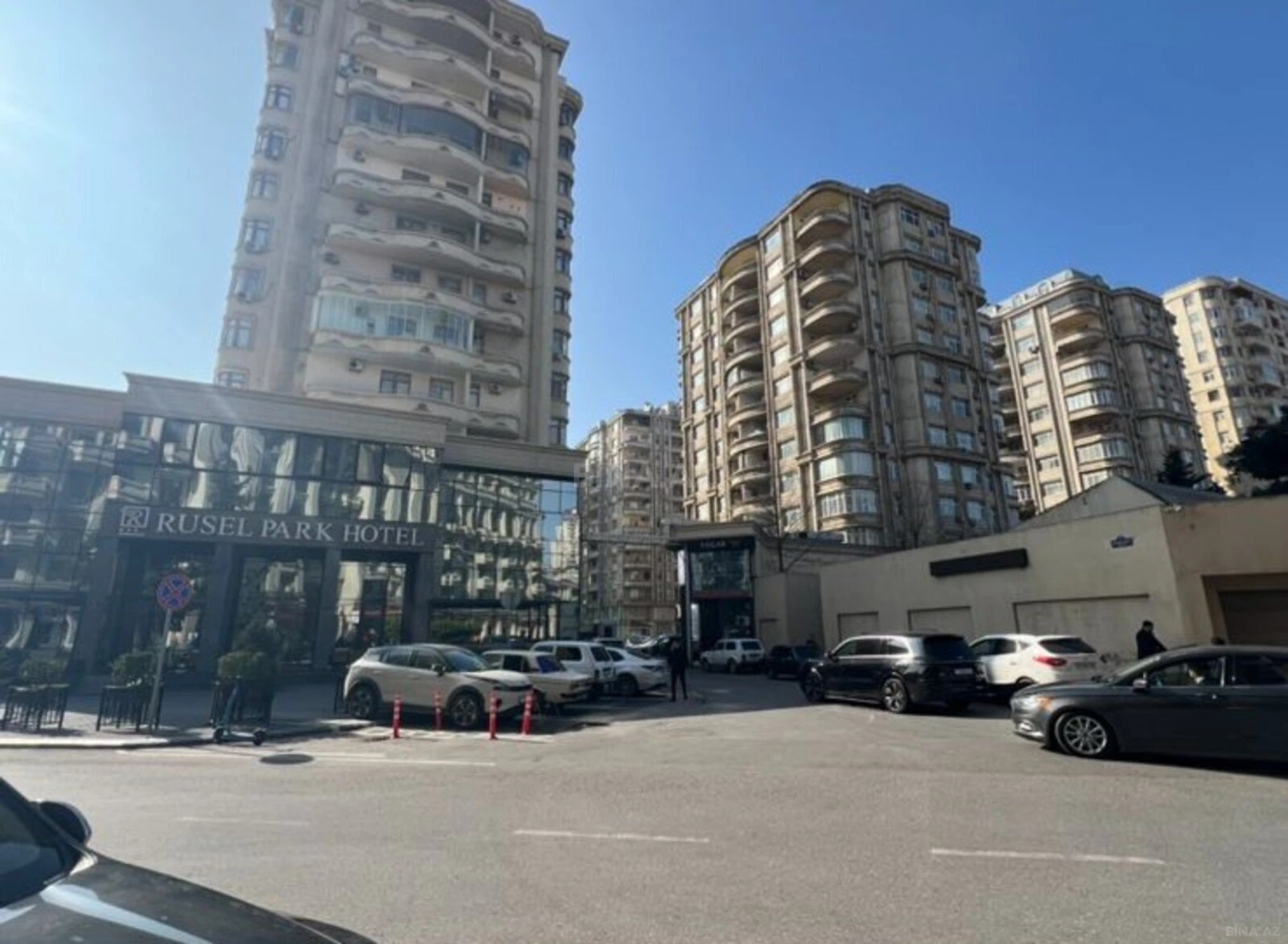 Satılır 2 otaqlı mənzil 68 m²