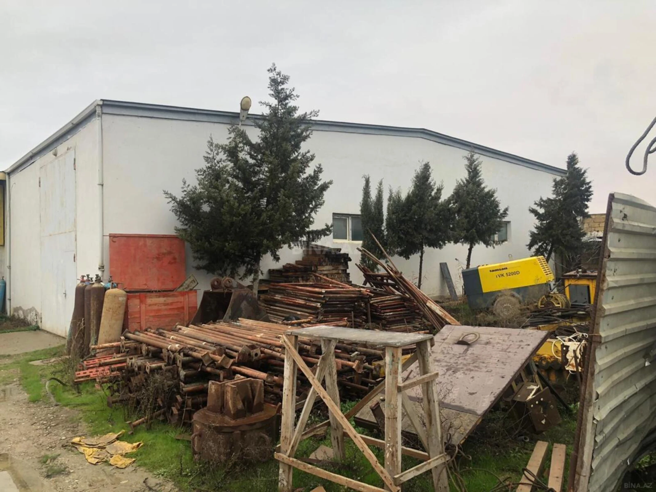 Satılır obyekt 500 m²