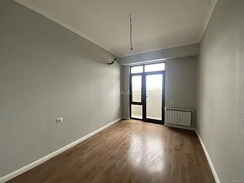 Satılır 2 otaqlı mənzil 56 m²
