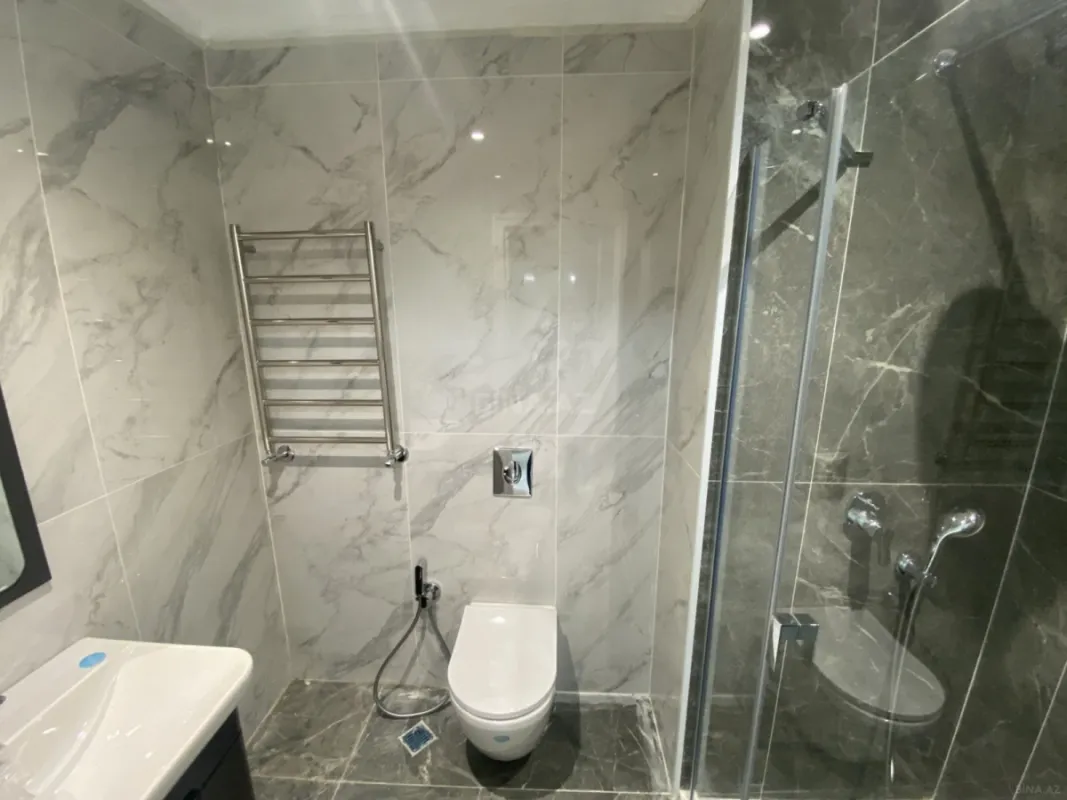 Satılır 2 otaqlı mənzil 56 m²