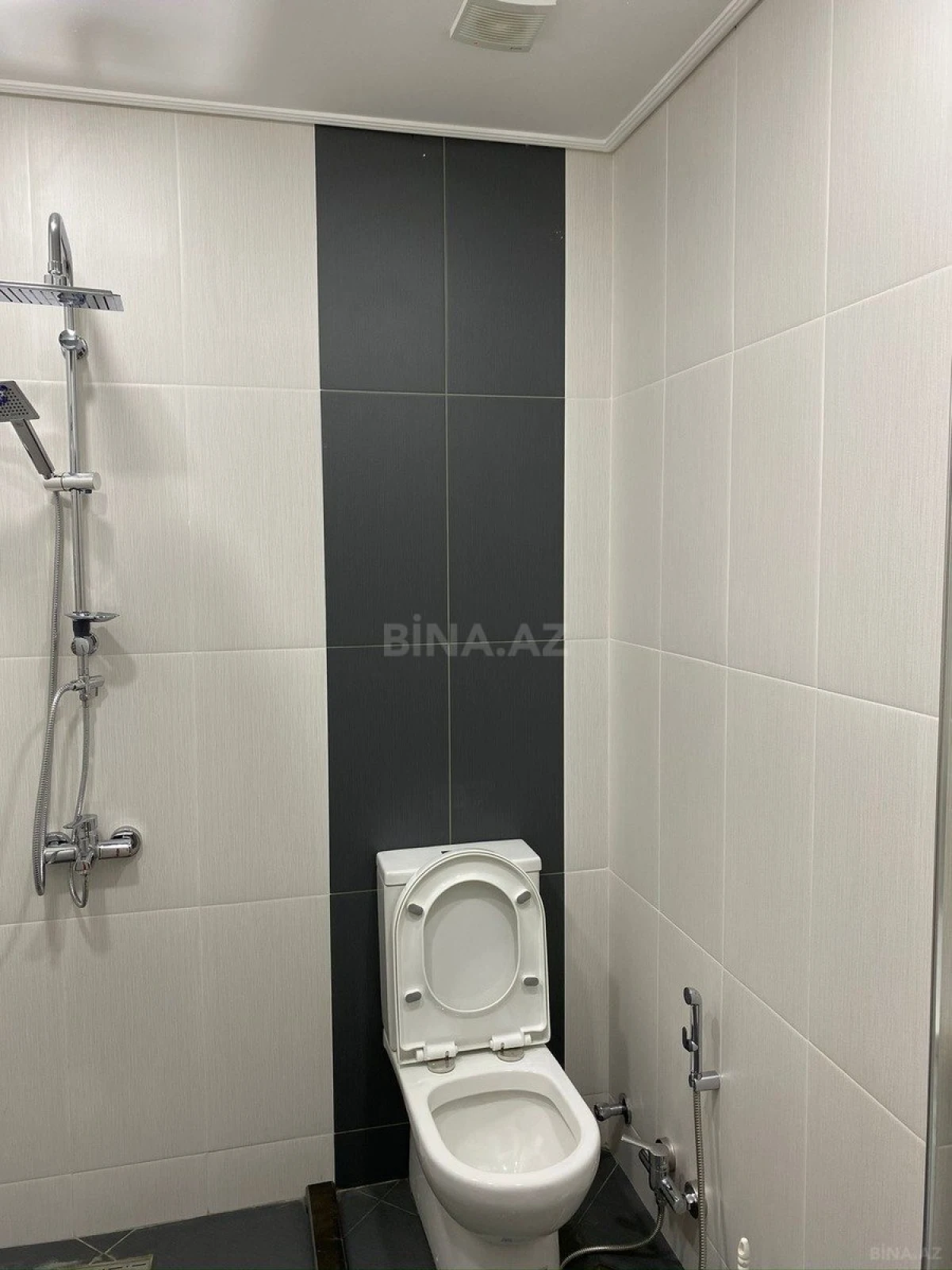 Kirayə verilir 2 otaqlı mənzil 80 m²