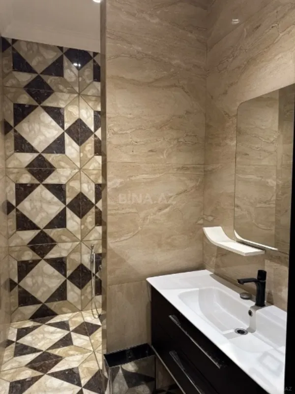 Kirayə verilir 4 otaqlı ofis 200 m²