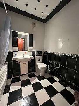 Satılır 2 otaqlı mənzil 90 m²