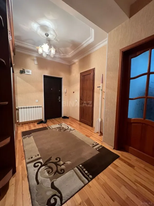 Satılır 2 otaqlı mənzil 90 m²