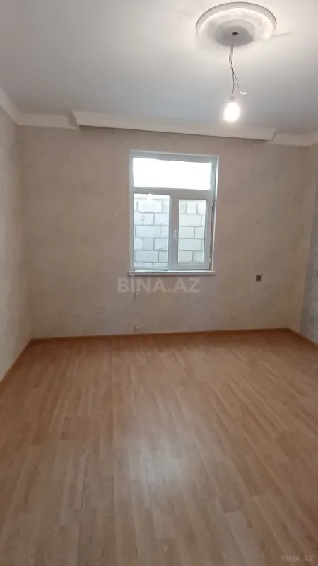 Satılır 1 otaqlı həyət evi 35 m²