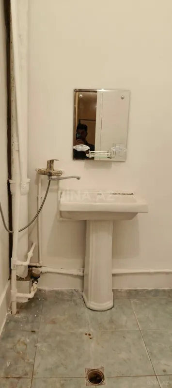 Kirayə verilir 2 otaqlı mənzil 65 m²