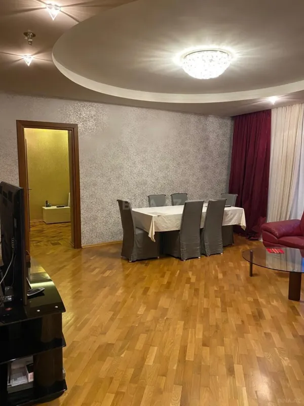 Satılır 3 otaqlı mənzil 100 m²