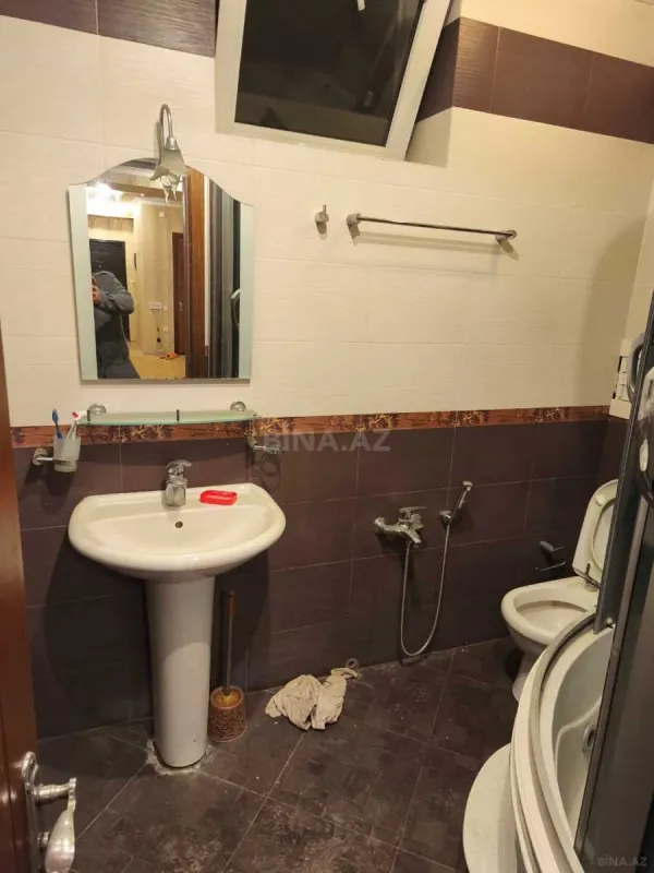Kirayə verilir 3 otaqlı mənzil 150 m²