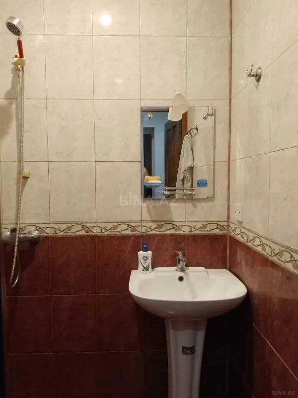 Kirayə verilir 2 otaqlı mənzil 55 m²