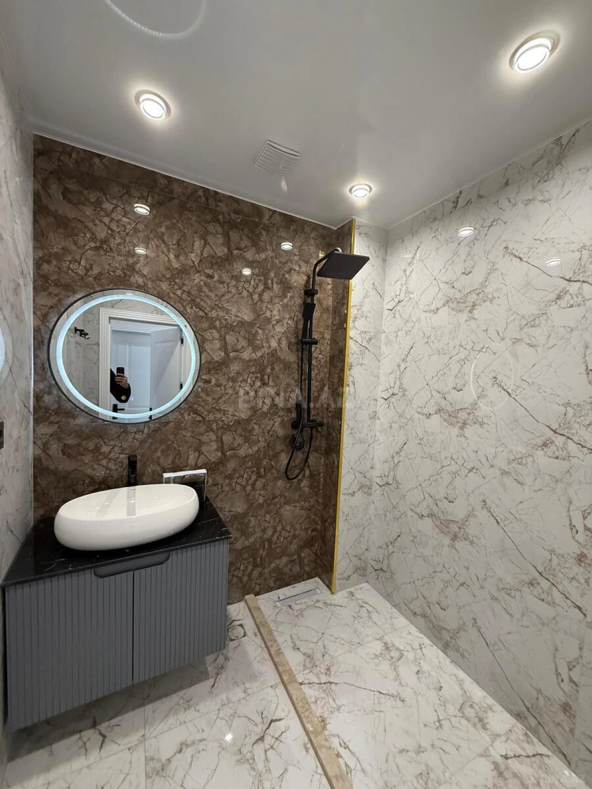 Satılır 3 otaqlı mənzil 90 m²