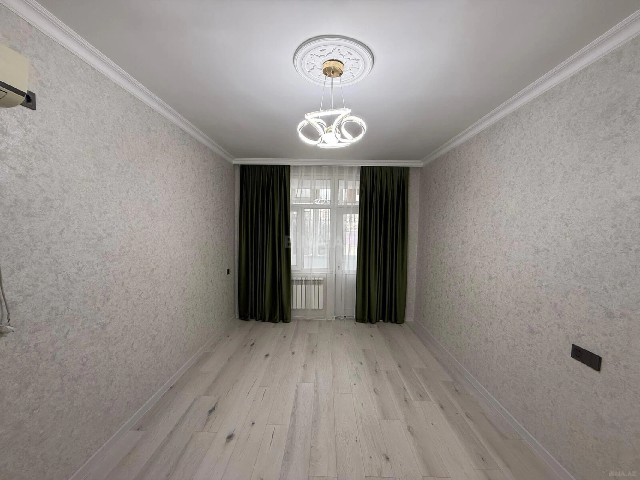 Satılır 3 otaqlı mənzil 90 m²