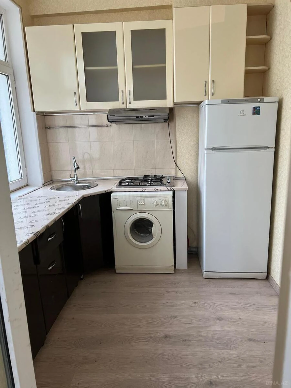 Satılır 2 otaqlı mənzil 53 m²
