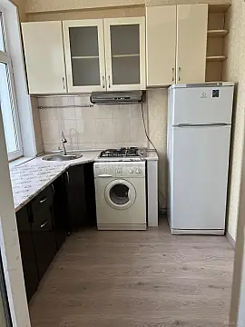 Satılır 2 otaqlı mənzil 53 m²