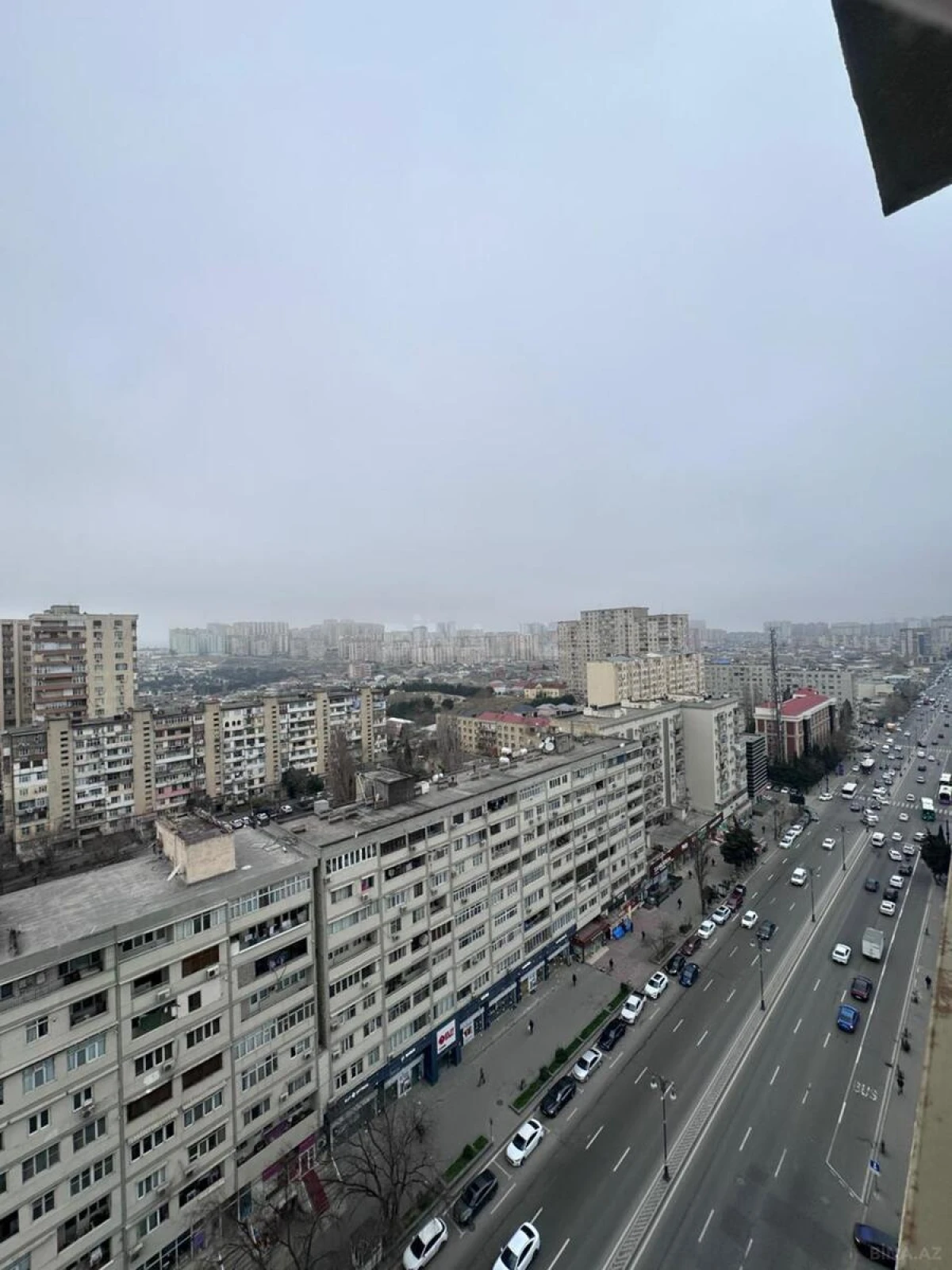Satılır 3 otaqlı mənzil 138 m²