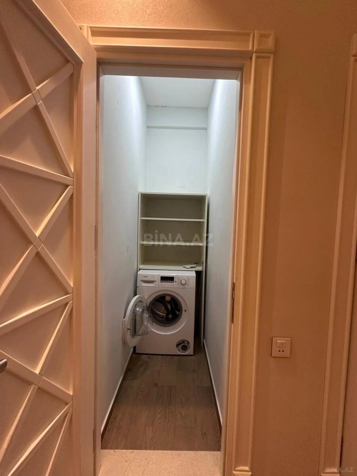 Satılır 3 otaqlı mənzil 138 m²