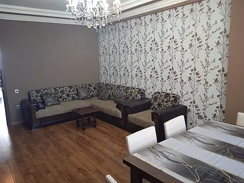 Satılır 3 otaqlı mənzil 88 m²