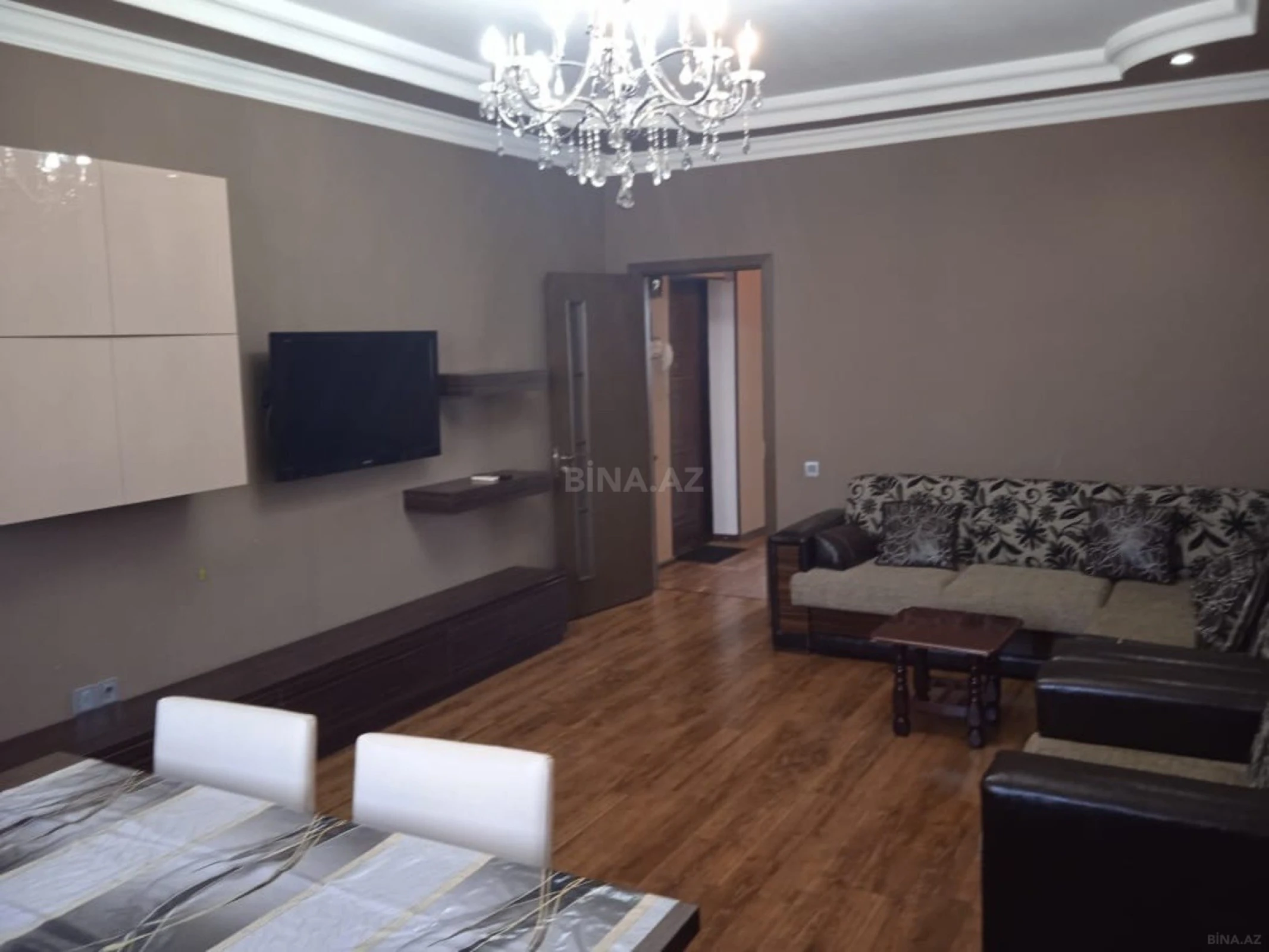 Satılır 3 otaqlı mənzil 88 m²