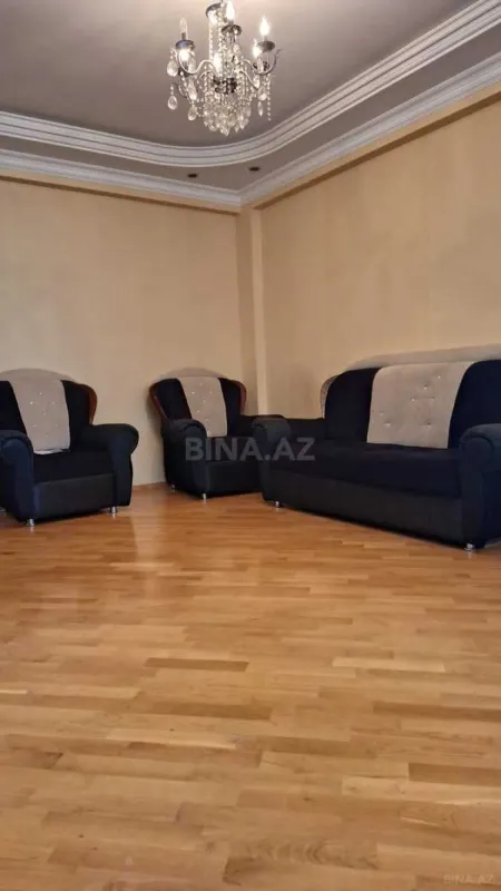 Kirayə verilir 2 otaqlı mənzil 80 m²