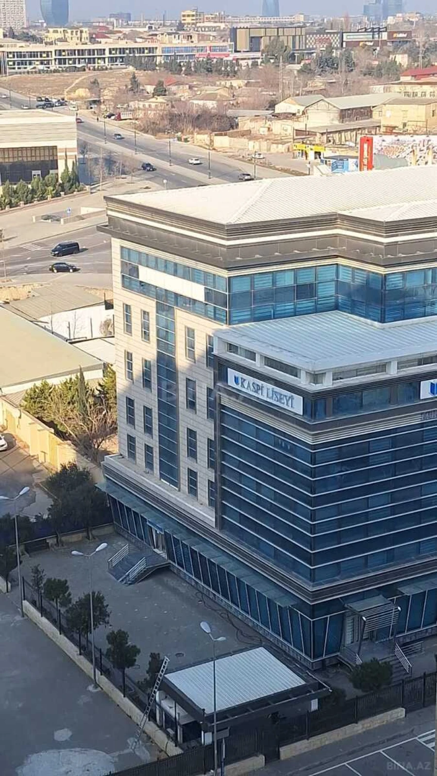 Kirayə verilir 2 otaqlı mənzil 80 m²