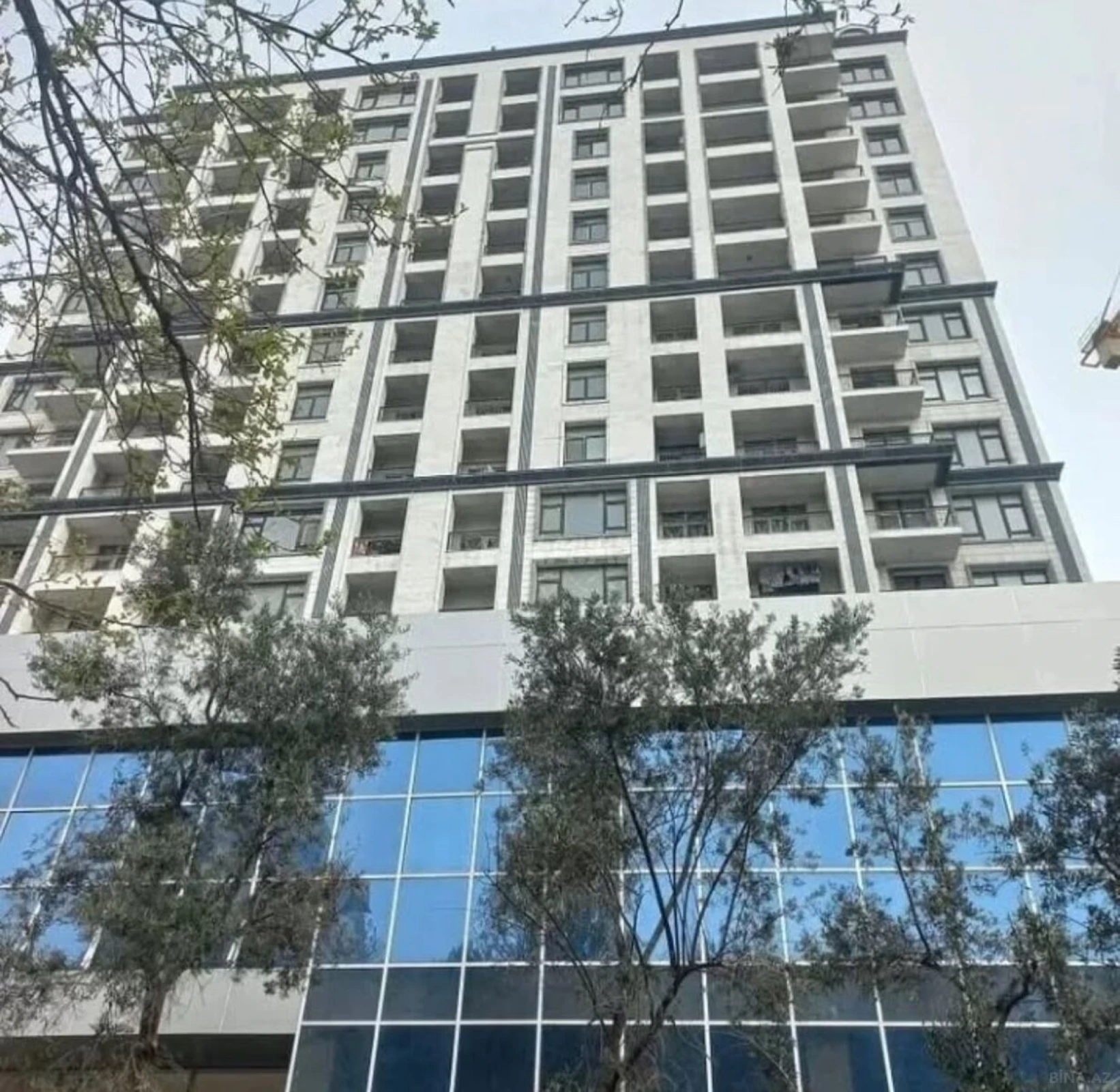 Satılır 2 otaqlı mənzil 90 m²