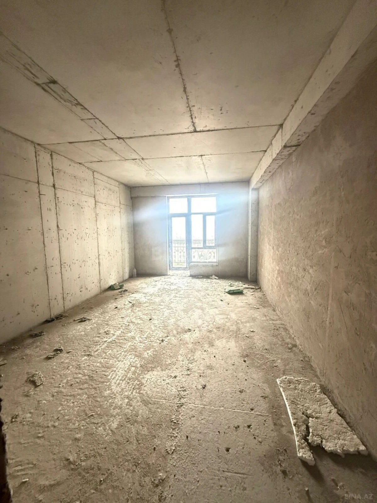 Satılır 2 otaqlı mənzil 90 m²