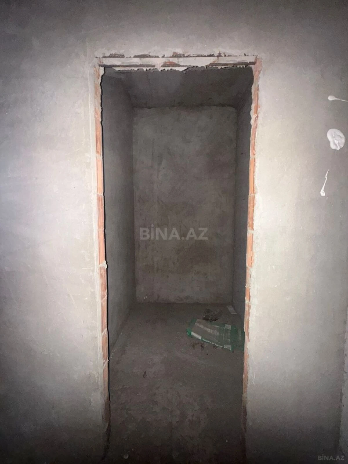 Satılır 2 otaqlı mənzil 90 m²