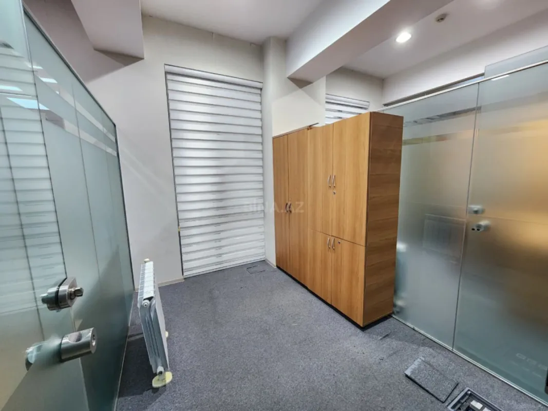 Kirayə verilir 7 otaqlı ofis 285 m²