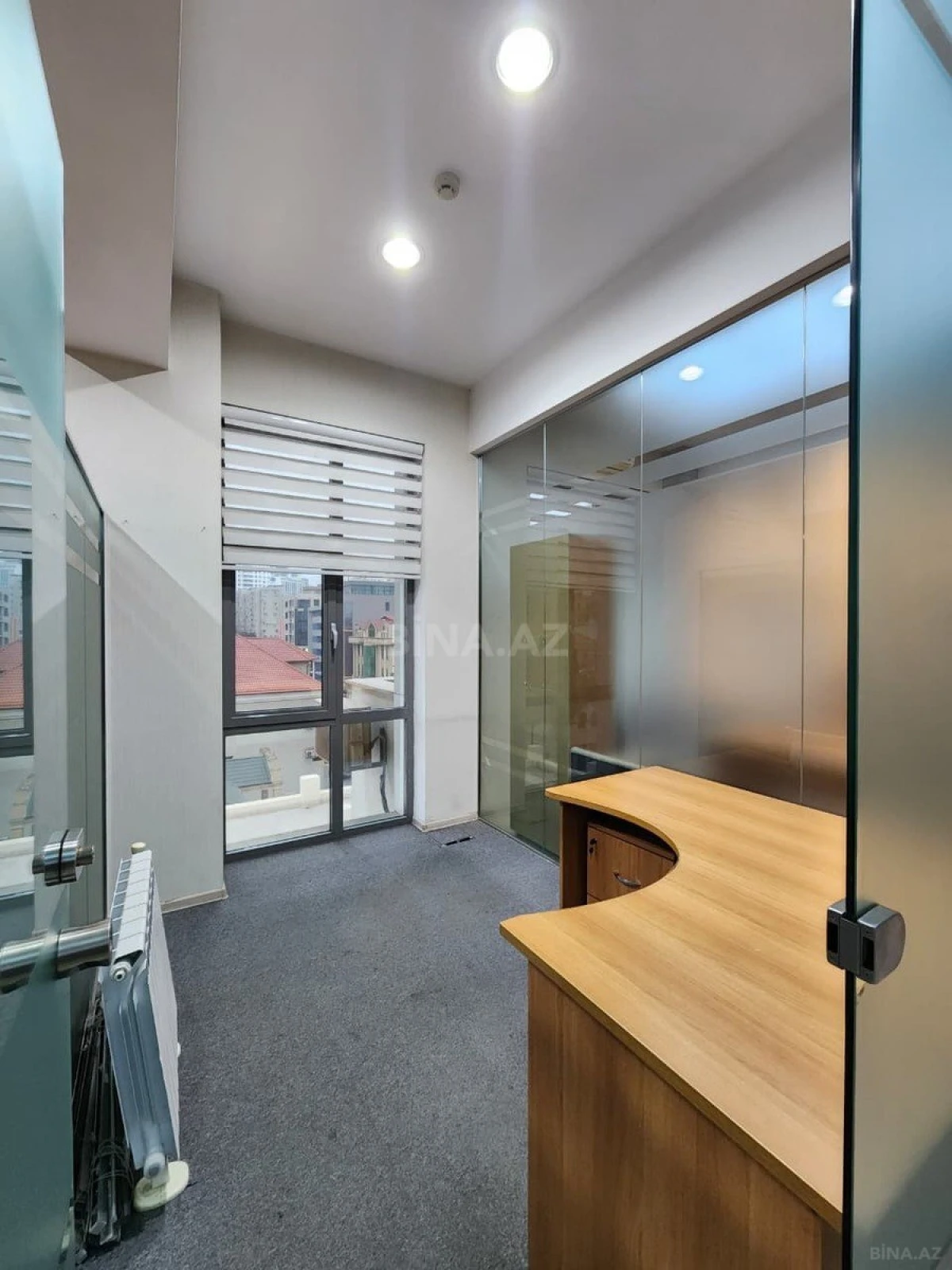 Kirayə verilir 7 otaqlı ofis 285 m²