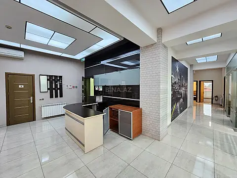 Kirayə verilir 7 otaqlı ofis 285 m² — Bakı, Nizami 7 otaq 285.00 m²