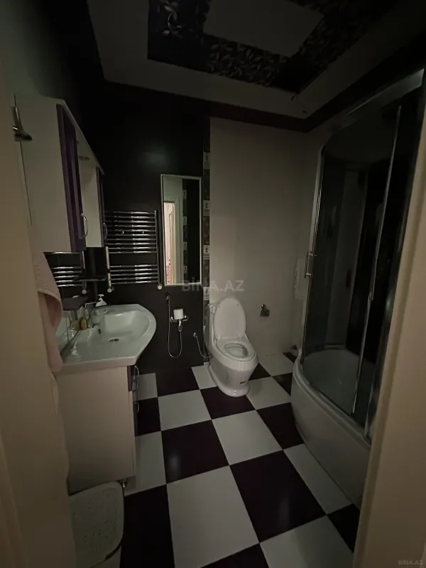 Kirayə verilir 3 otaqlı mənzil 172 m²