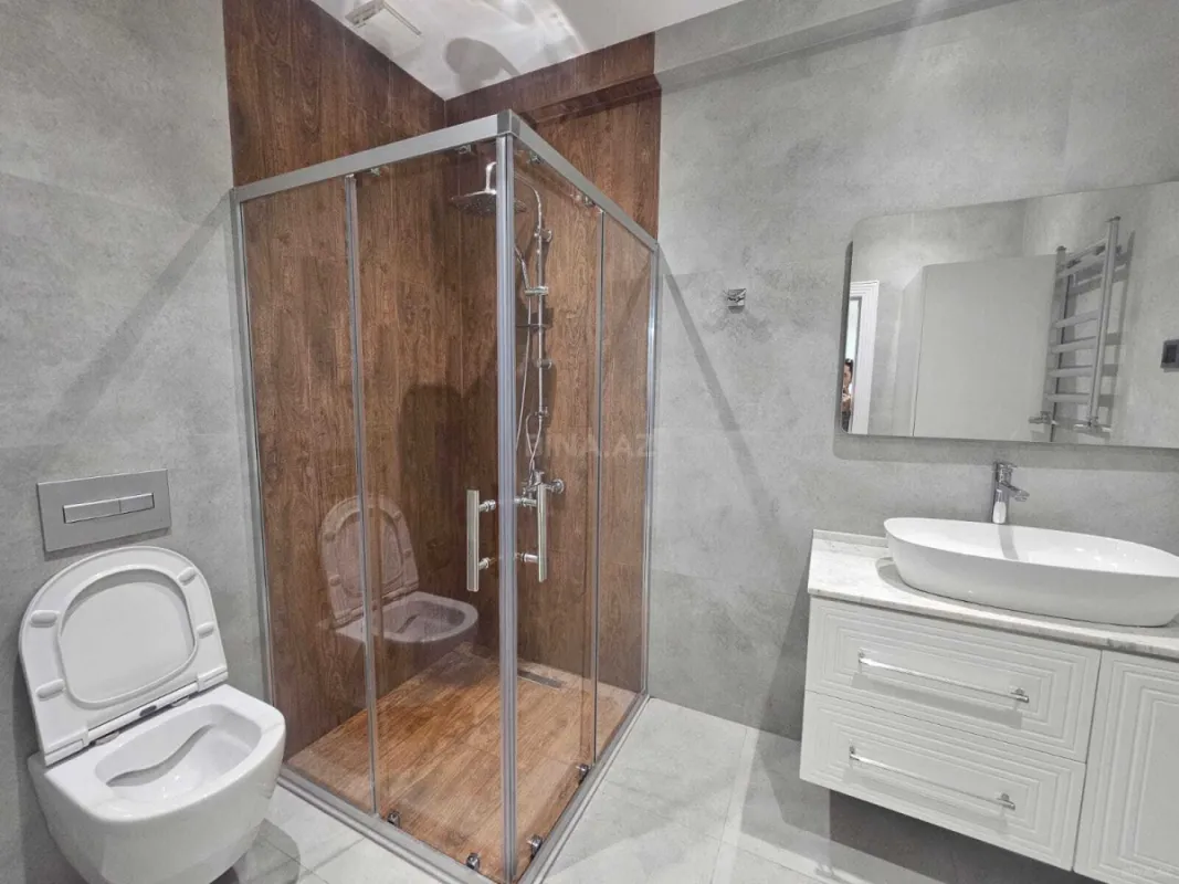 Kirayə verilir 2 otaqlı mənzil 80 m²