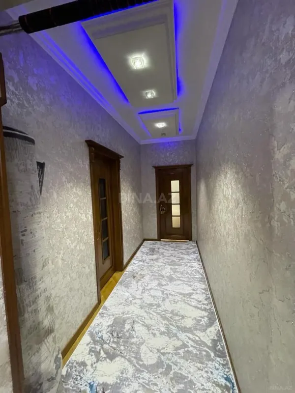 Satılır 3 otaqlı mənzil 110 m²