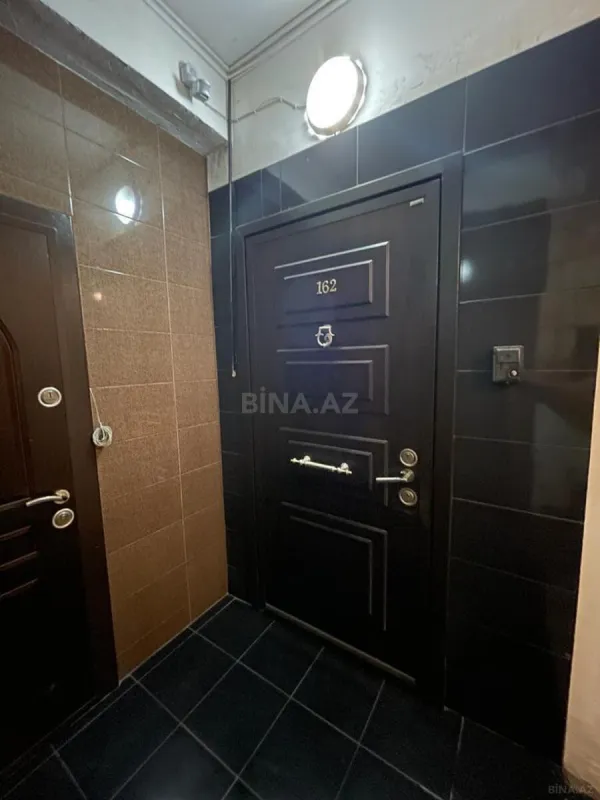 Satılır 3 otaqlı mənzil 110 m²