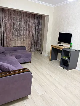 Kirayə verilir 3 otaqlı mənzil 95 m²