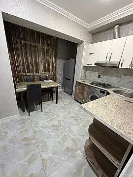Kirayə verilir 3 otaqlı mənzil 95 m²