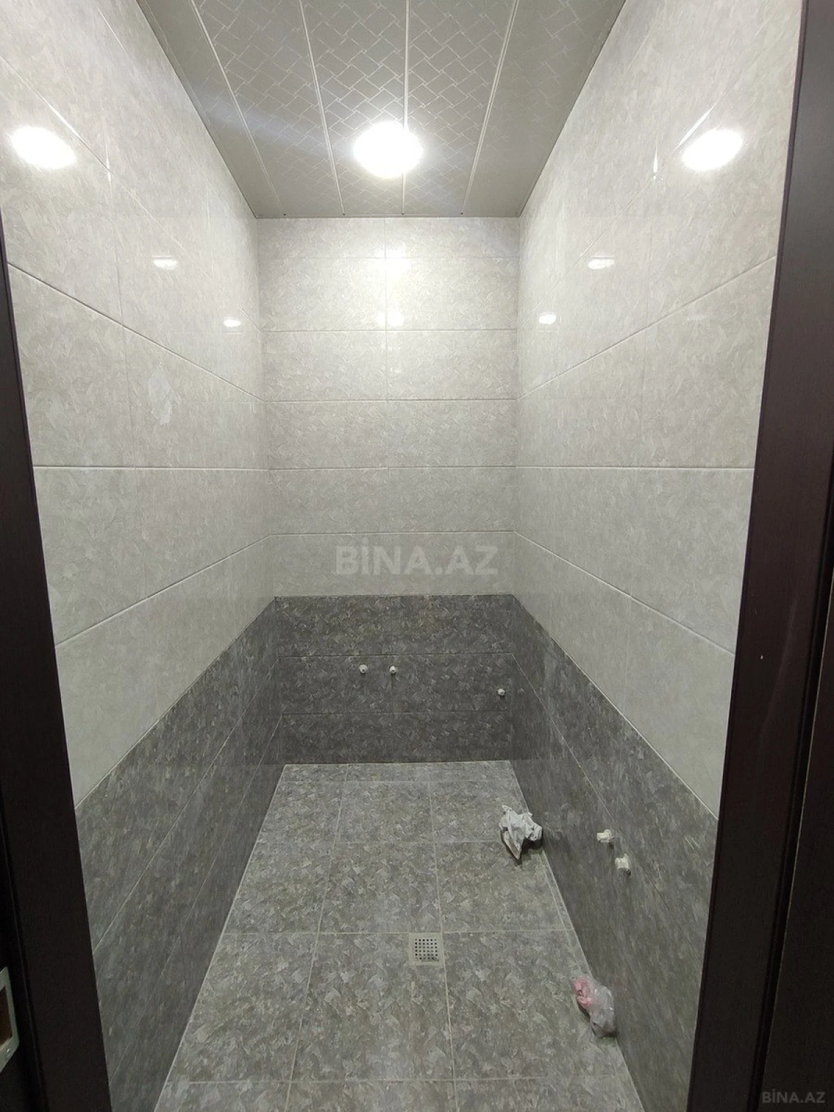 Satılır 3 otaqlı mənzil 115 m²