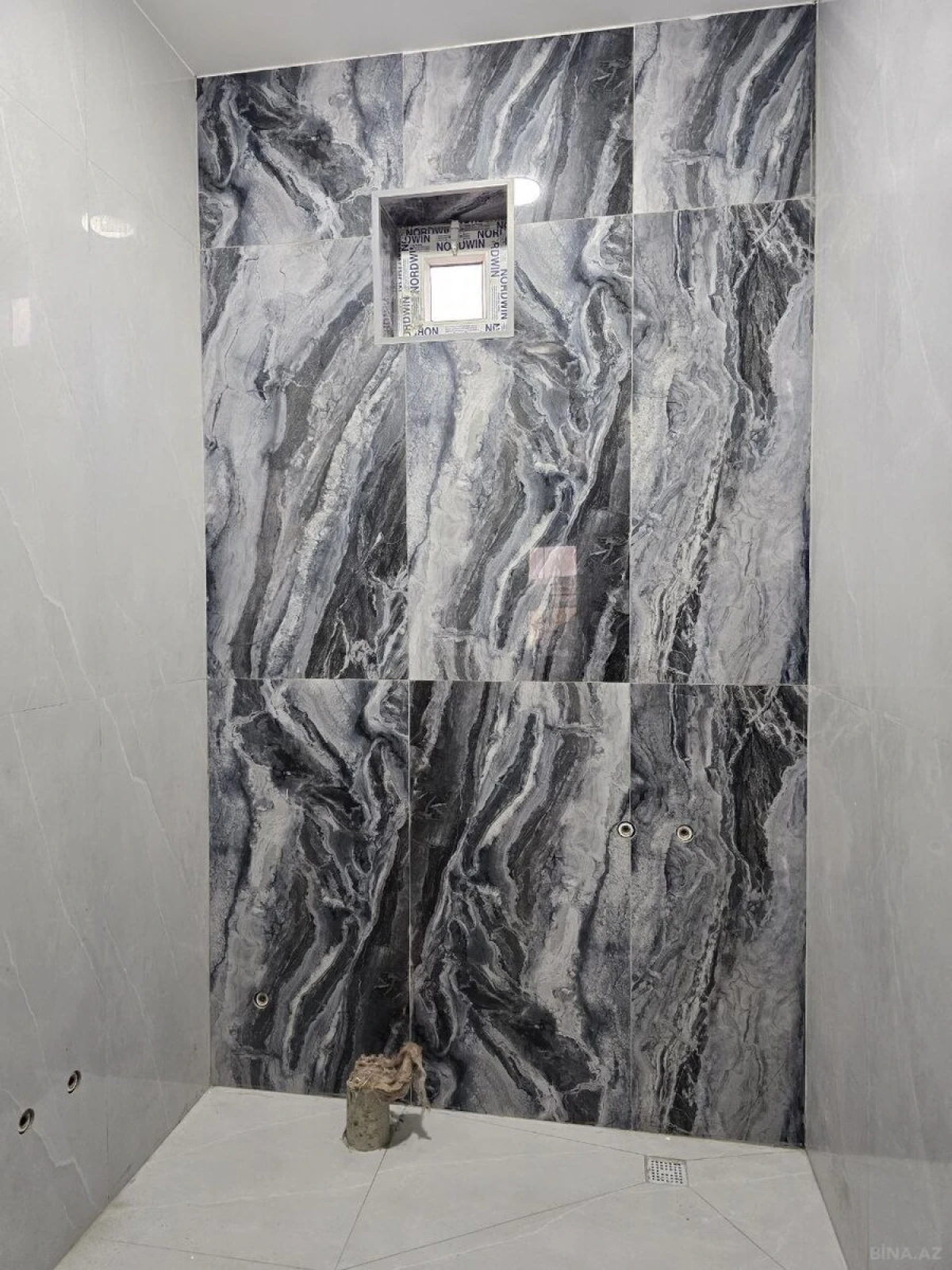 Satılır 5 otaqlı həyət evi 140 m²