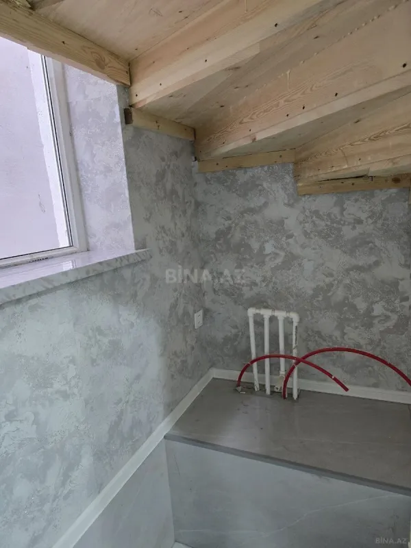 Satılır 5 otaqlı həyət evi 140 m²