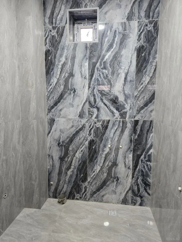 Satılır 5 otaqlı həyət evi 140 m²