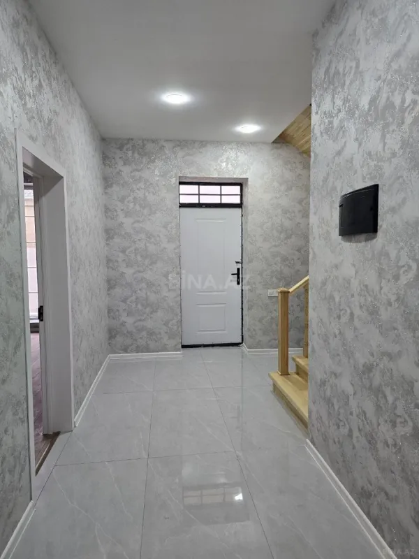 Satılır 5 otaqlı həyət evi 140 m²