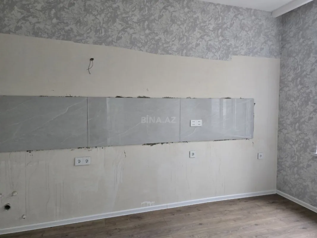 Satılır 5 otaqlı həyət evi 140 m²