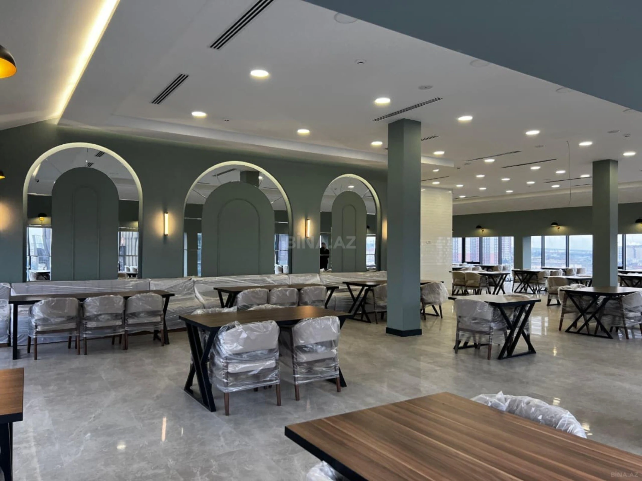 Kirayə verilir 2 otaqlı ofis 77.8 m²