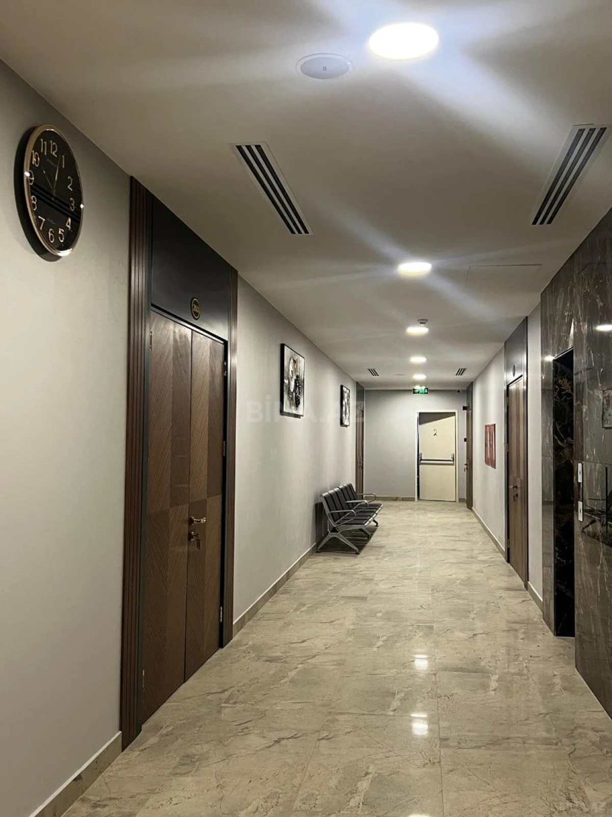 Kirayə verilir 2 otaqlı ofis 77.8 m²