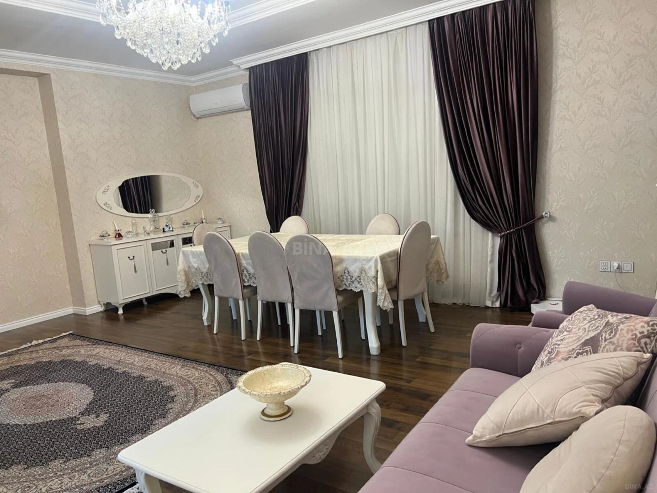 Satılır 3 otaqlı mənzil 138 m²