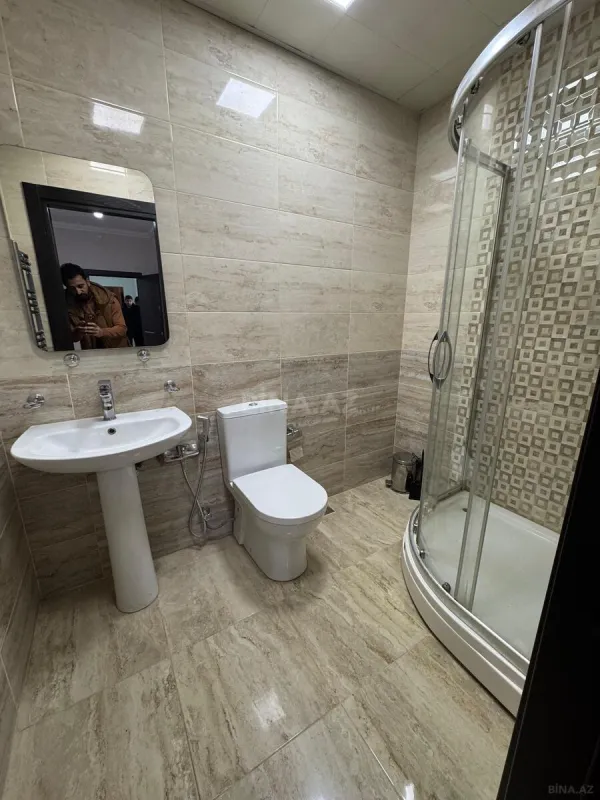 Satılır 2 otaqlı mənzil 70 m²