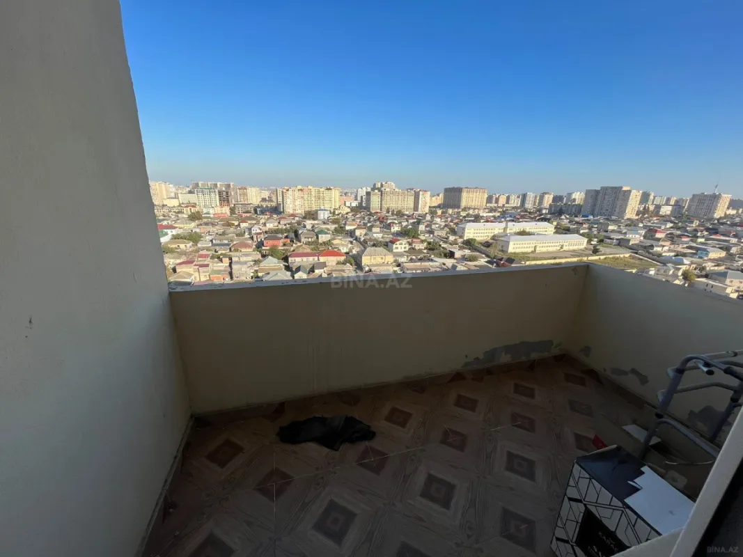 Satılır 3 otaqlı mənzil 120 m²