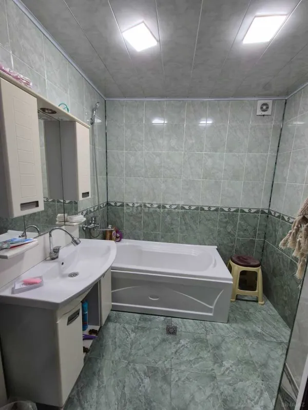 Satılır 3 otaqlı mənzil 90 m²