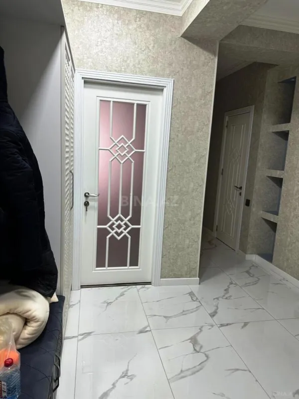 Kirayə verilir 2 otaqlı mənzil 75 m²