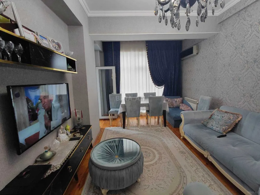 Satılır 2 otaqlı mənzil 55 m²