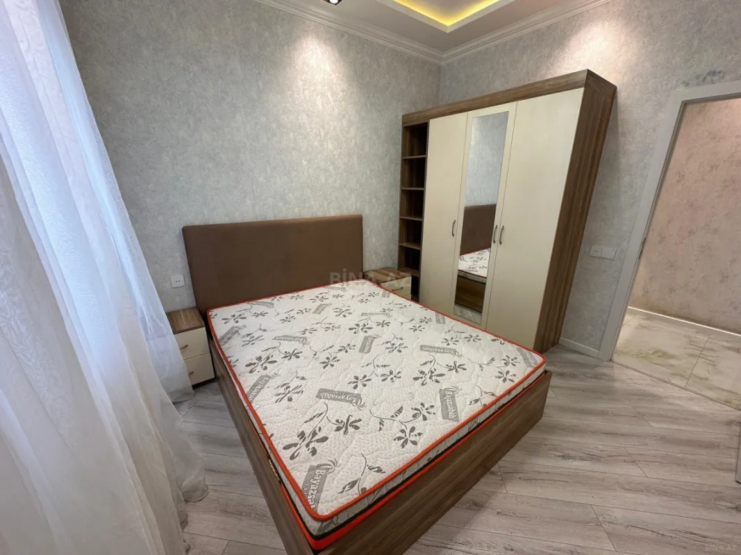 Kirayə verilir 2 otaqlı mənzil 75 m²